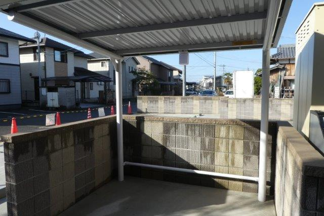 総社市小寺のアパートのその他共用部分|自転車置き場