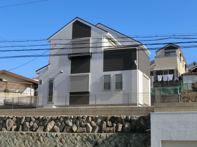 垂水区多聞台2丁目 　新築戸建の外観|高台にたたずむお洒落な洋館　新築住宅