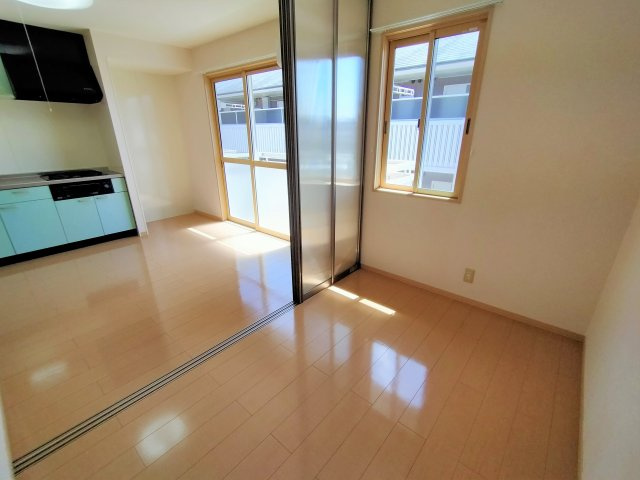 リビングタウンかじま台Aの洋室