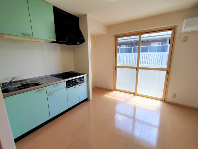 リビングタウンかじま台Aの居間・リビング