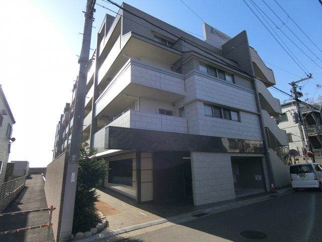 アルファステイツ舞子Ⅱの外観|駅徒歩７分　素敵な外観のマンションです