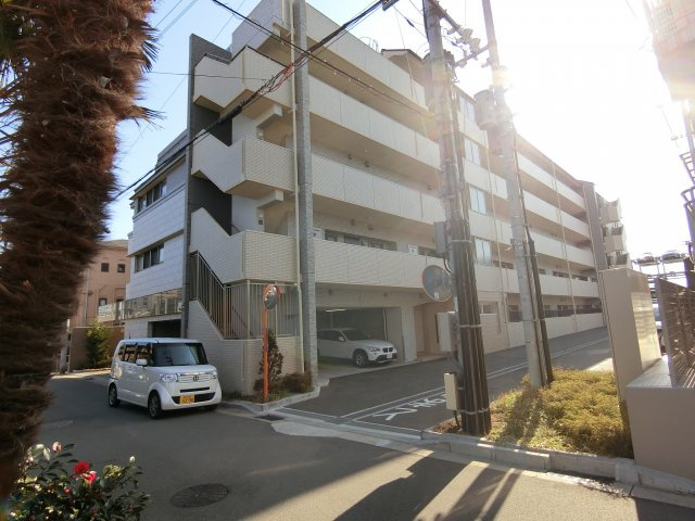 アルファステイツ舞子Ⅱの外観|立派な大きなマンションです