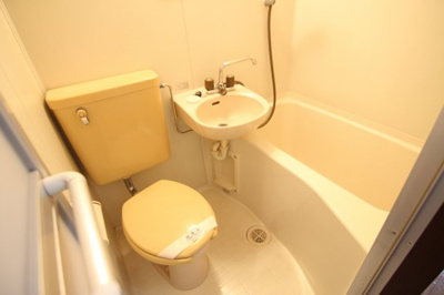 【浴室】 | センチュリー日吉 | 別部屋の参考写真となります