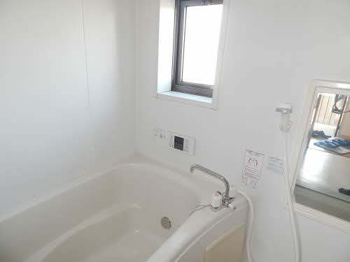 エクセルタウン合川 A棟の浴室|落ち着いた空間のお風呂です