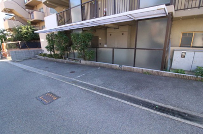 【駐車場】 | ラール山下