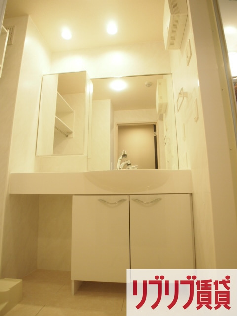 ロジュマンエストの洗面所