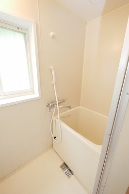 サファイアハイツの浴室|サファイアハイツ101号室　