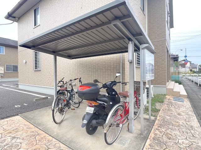 カーミー・呉竹のその他共用部分|自転車置き場