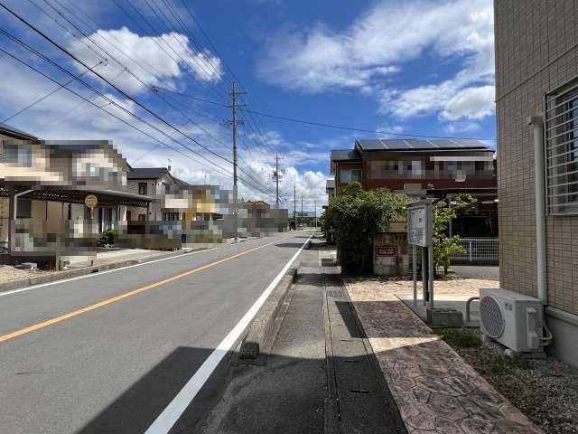 カーミー・呉竹の周辺|接面道路