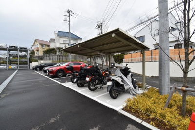 【その他共用部分】 | ヴェレーナシティパレ・ド・シエルカルティエ4 | バイク置場