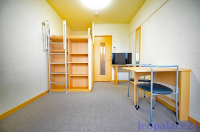 【内装】 | セレーノ香椎駅東 | 造り付ベットタイプのお部屋です。