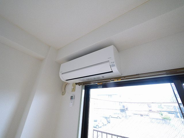 奈良アサカハイツの設備|エアコン