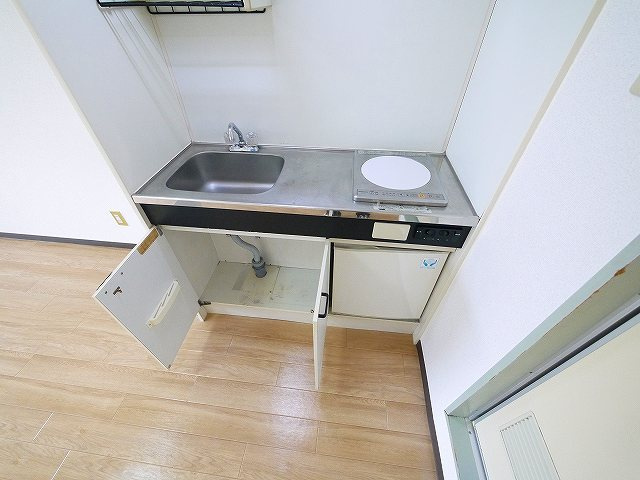 奈良アサカハイツのキッチン|きれいなキッチンです