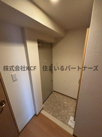 イーズガーデン中央の玄関|落ち着いた玄関です
