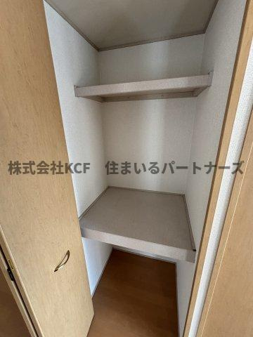 イーズガーデン中央の収納|こまごまとしたものを収納できそうですね