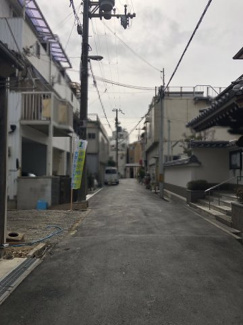 【前面道路含む現地写真】