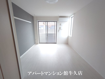 【洋室】 | ミ・ルーチェ