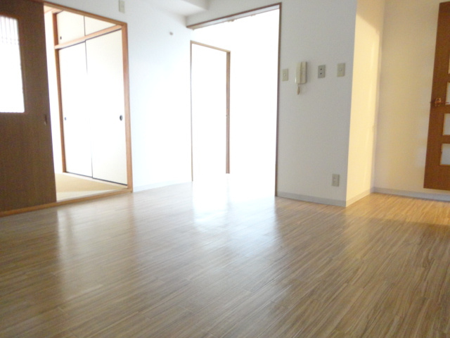 【居間・リビング】 | ヴィラはぎわら