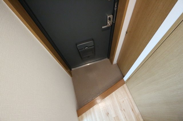 【玄関】 | パルメーラ山手