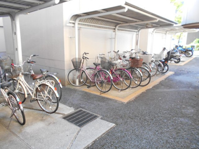 【駐車場】 | 岩槻区　エクレール岩槻壱番館　角部屋 | 駐輪場です。