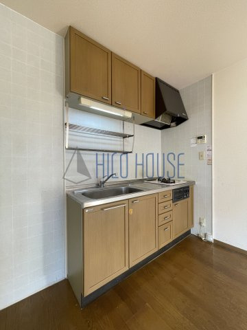 ロイヤルガーデンM B棟のキッチン