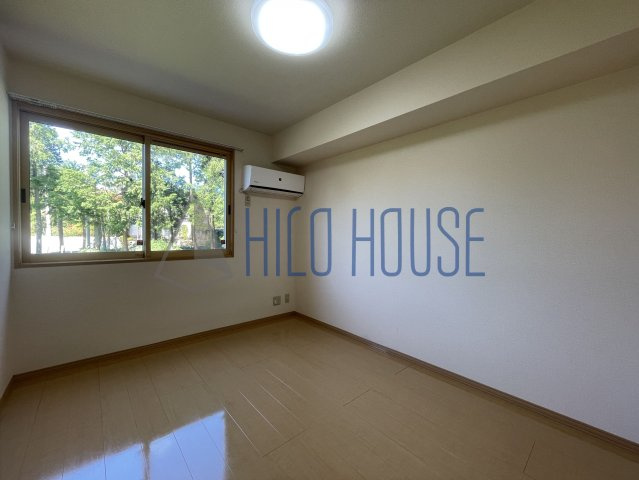 シャトーフェニックスAの寝室