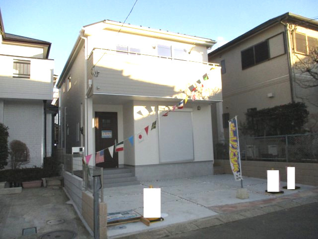 八千代市八千代台西１０丁目　新築戸建の外観