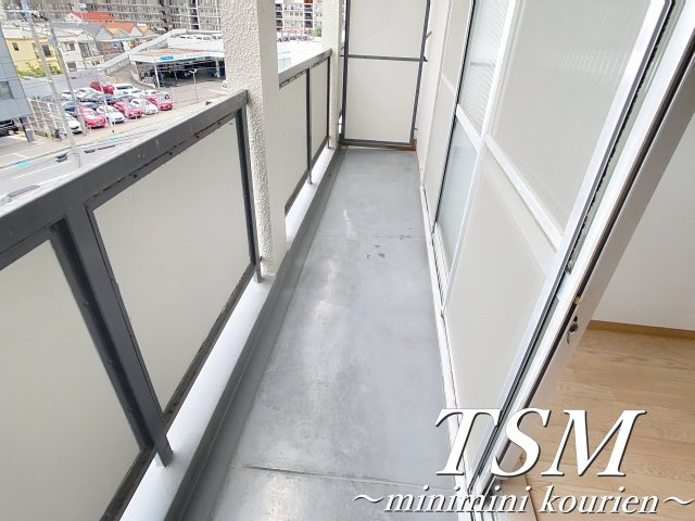 ウインド・ヒル香里Ⅰのバルコニー