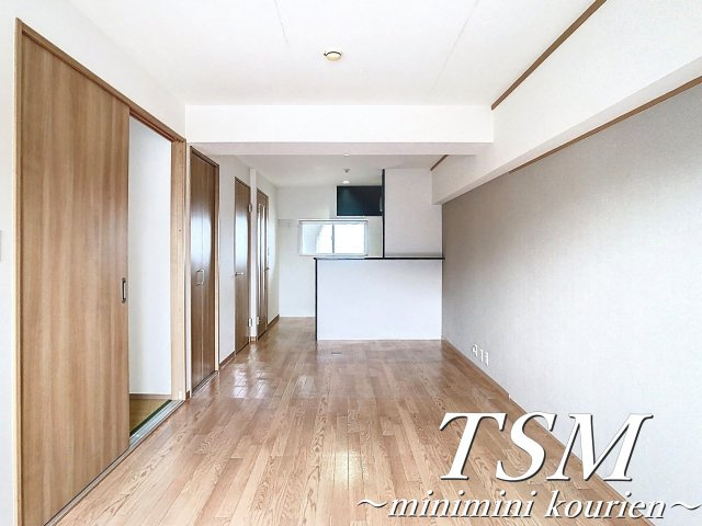 ウインド・ヒル香里Ⅰの居間・リビング