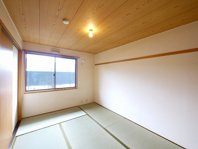 サンクコール朝和　A棟の和室|和室があれば、来客や子供用のスペースとして活躍します