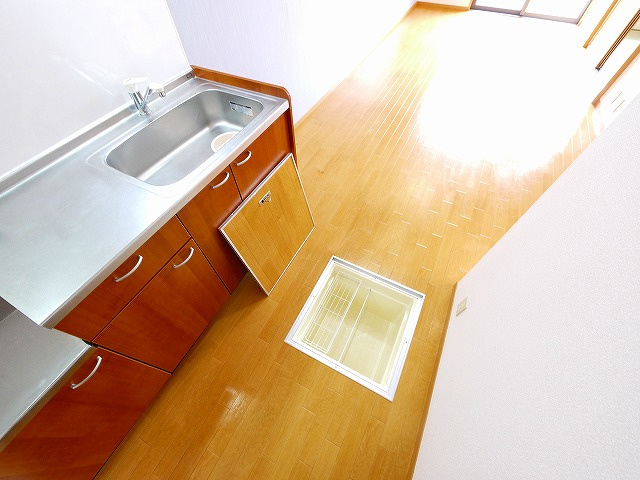 サンクコール朝和　A棟のキッチン|お料理しやすいキッチンです