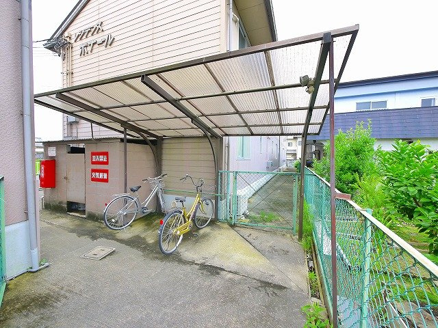 レジデンスボナール　Ⅱのその他共用部分|自転車置き場