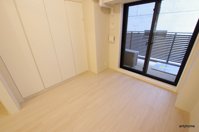 コンフォリア北堀江一丁目　仲介手数料無料の寝室