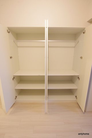 コンフォリア北堀江一丁目　仲介手数料無料の収納