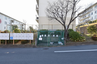 【その他共用部分】 | 川和団地10号棟 | ゴミ置場