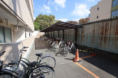 【シャワールーム】 | パークサイドハイツ | 駐輪場
