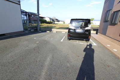 【駐車場】 | 勝根83-1戸建