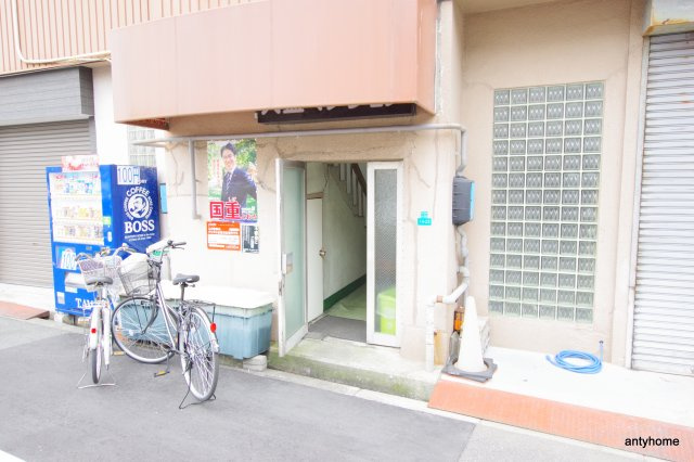 大盛マンション　仲介手数料無料のエントランス