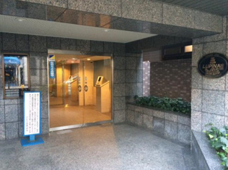 【エントランス】