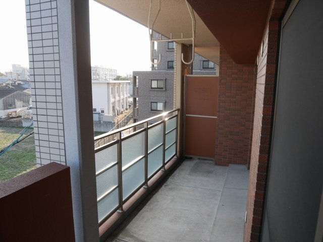 【バルコニー】 | ボヌールふぢ