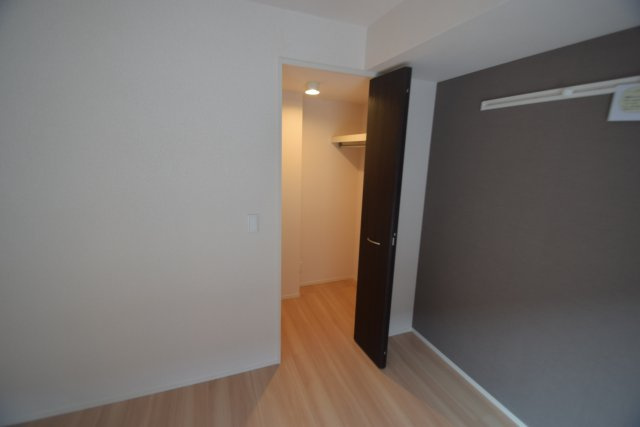 アイビーコートＴの収納|ウォークインクローゼットです。