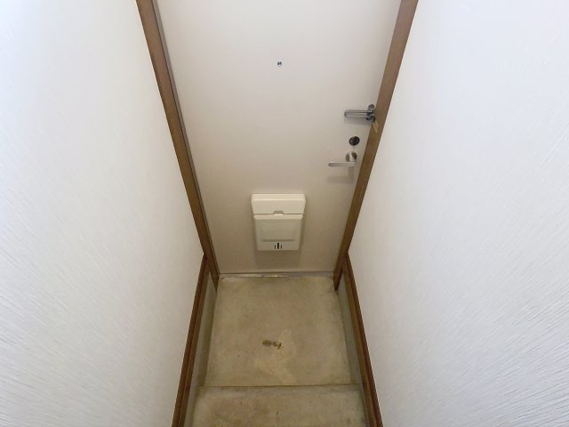 パステルコーポの玄関