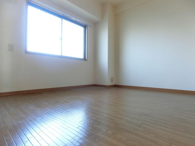 グランカーム和泉中央の洋室