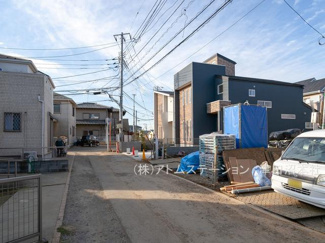 【前面道路含む現地写真】