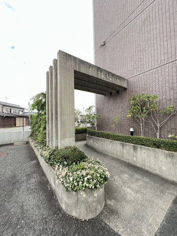 アイエスオー弐番館のロビー