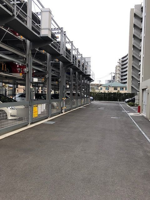 ウエリスおおたかの森ノーステラスの駐車場