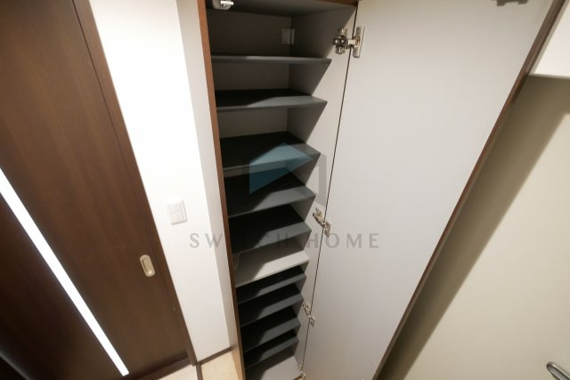【収納】 | エストレヤ荒川 | たっぷりとした収納スペースです