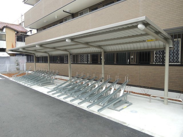 【その他共用部分】 | クレバーハウス | ☆屋根付き駐輪場☆