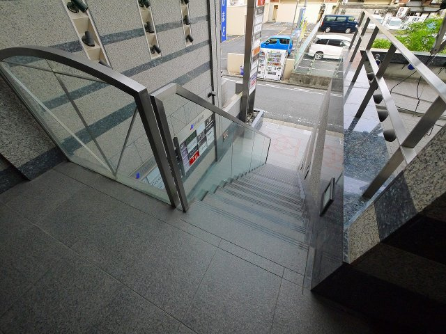 アルファプレイス