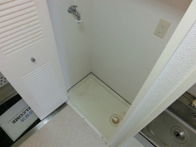 【設備】 | サンパレスマキ前原 | 洗濯機置き場